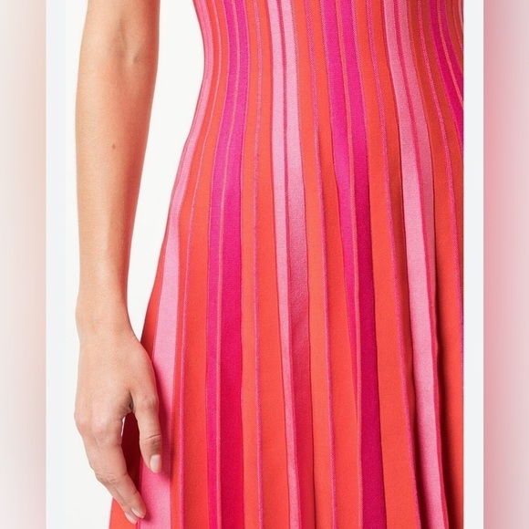 Carolina Herrera,Short-Sleeve Striped Knit Pleated Dress, size Large - Picture 3 of 13